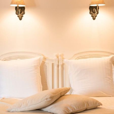 Les Suites Du 17 Aigues-Mortes Room photo